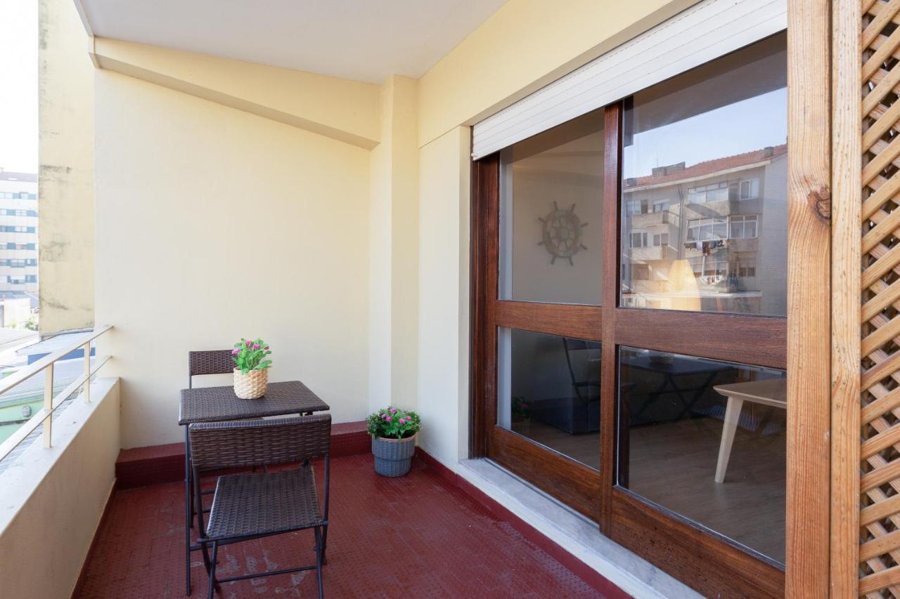 Host Wise - Trendy Bright Flats With Jacuzzi - 5 Min Beach Matosinhos  Luaran gambar