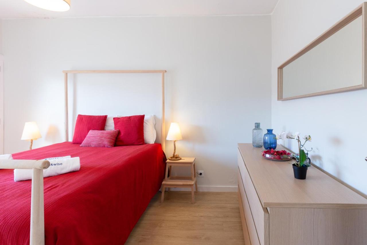 Host Wise - Trendy Bright Flats With Jacuzzi - 5 Min Beach Matosinhos  Luaran gambar