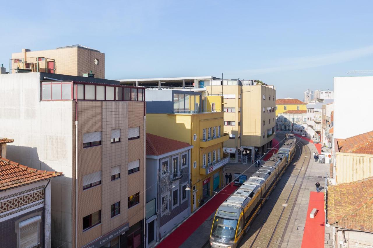 Host Wise - Trendy Bright Flats With Jacuzzi - 5 Min Beach Matosinhos  Luaran gambar